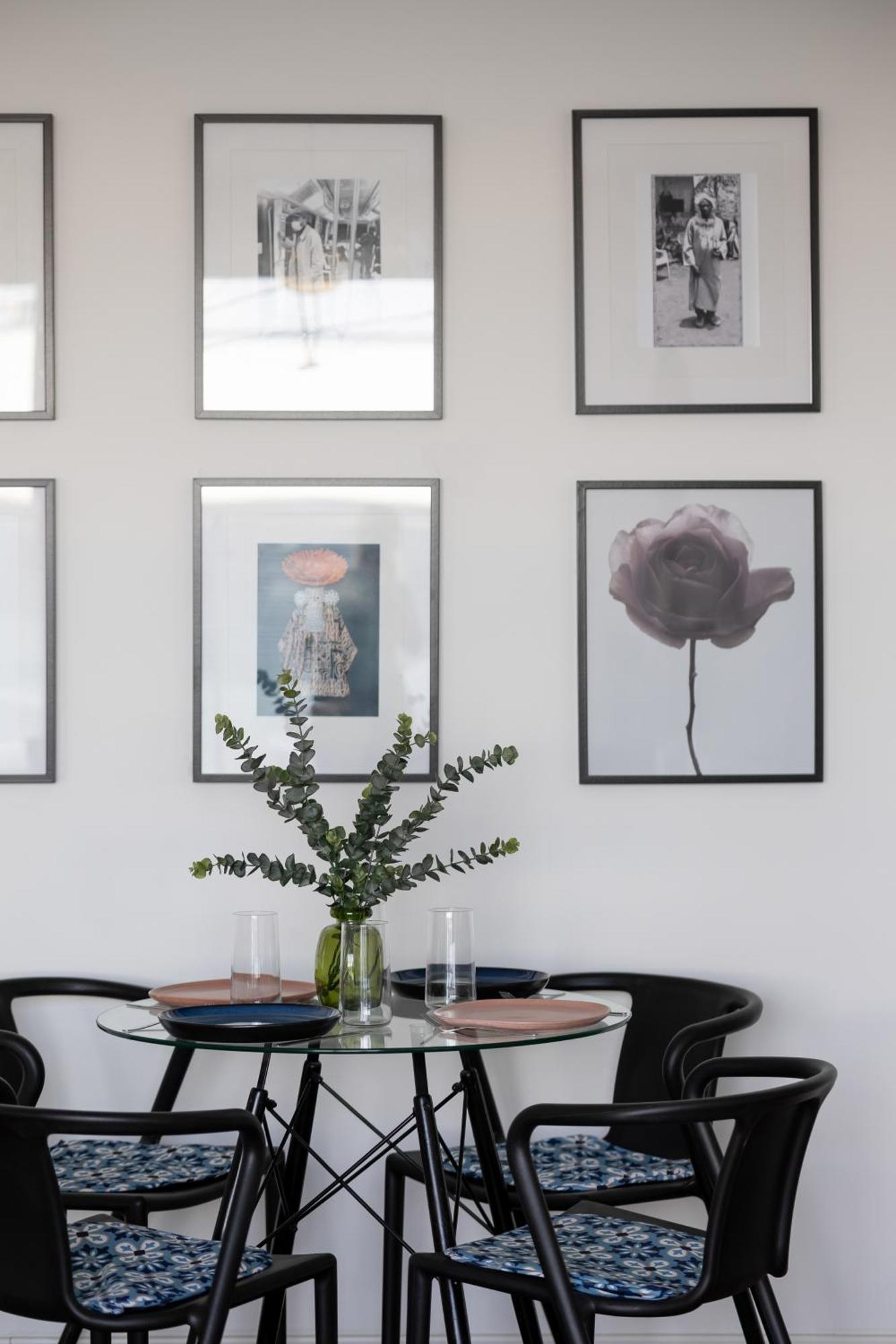Modern & Stylish With Balcony By Renters Apartament Warszawa